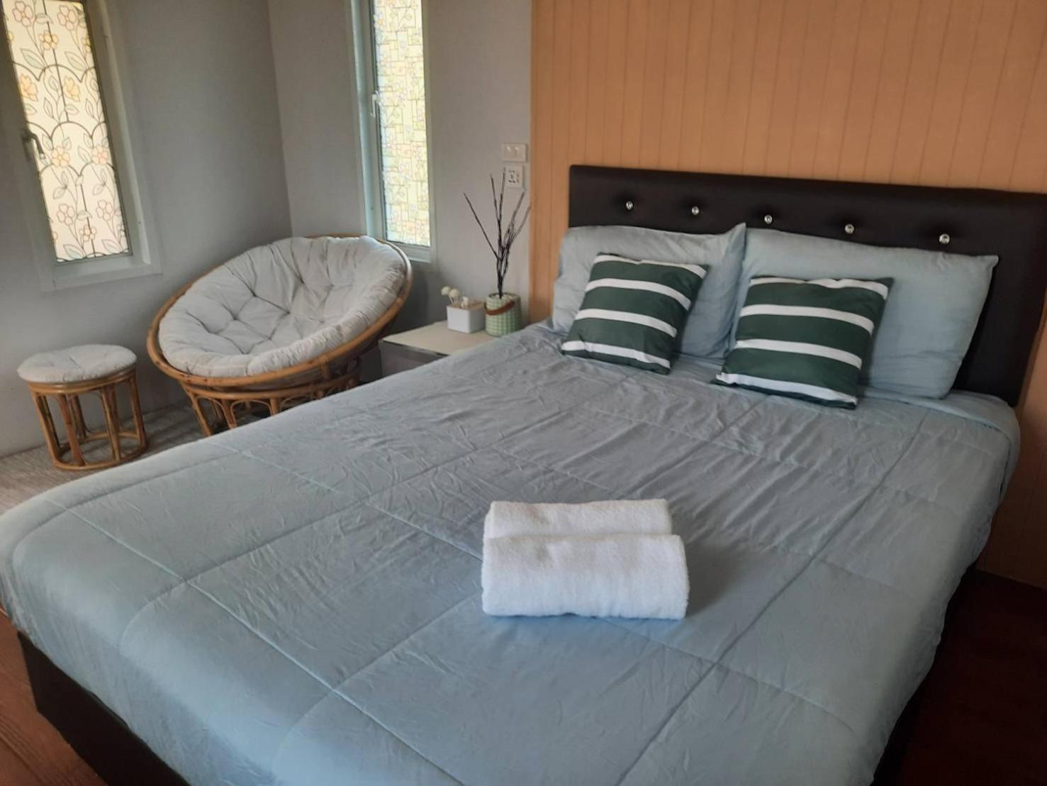 Homlomchomsuan หอมลมชมสวน Apartment Ban Mai  Ngoại thất bức ảnh