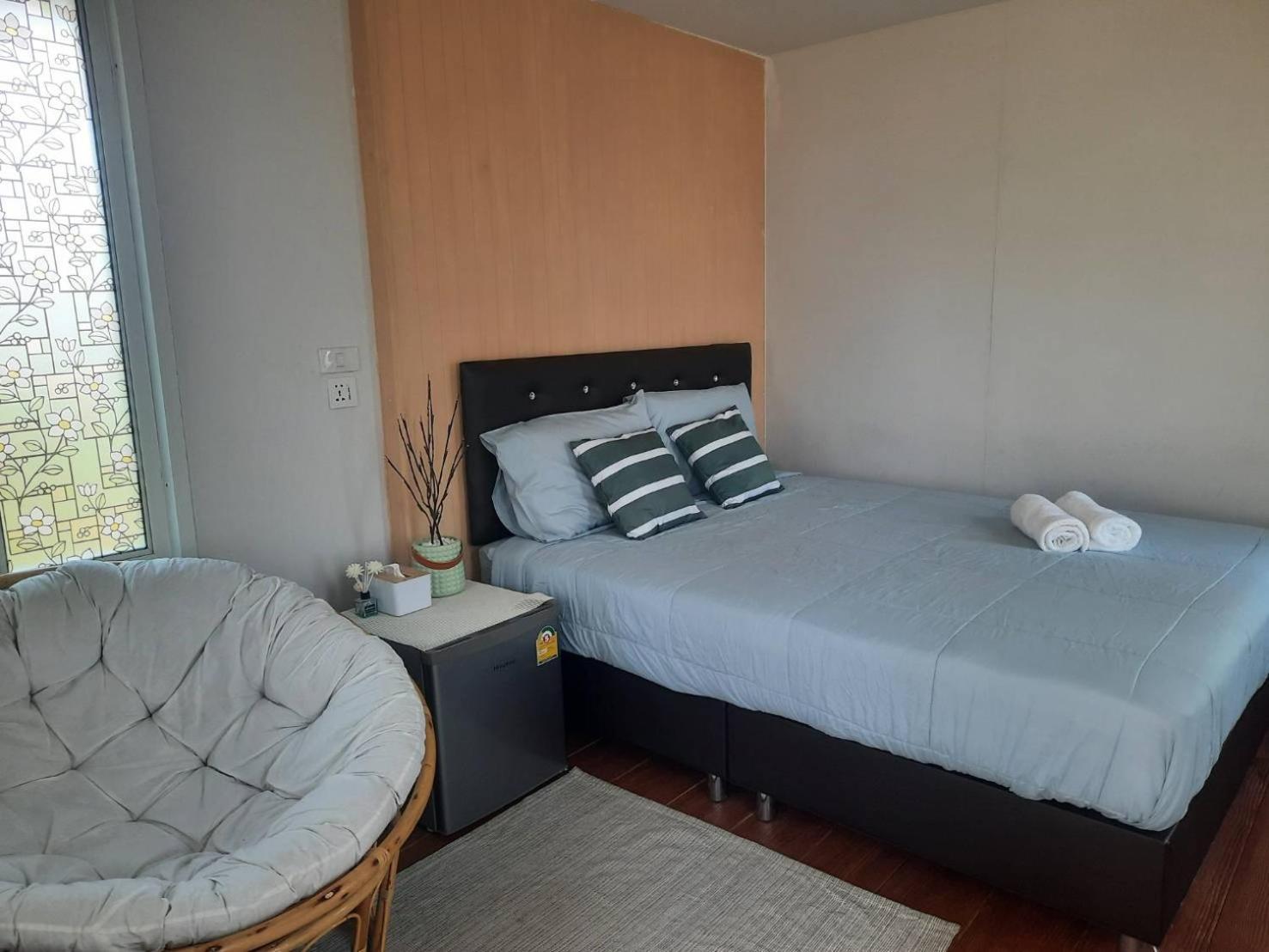 Homlomchomsuan หอมลมชมสวน Apartment Ban Mai  Phòng bức ảnh